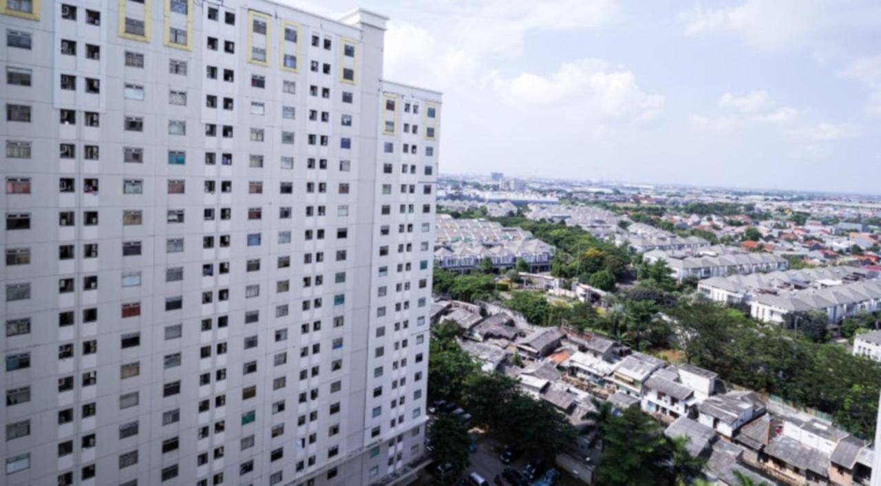 Apartment Gading Nias Residence Jakarta Buitenkant foto