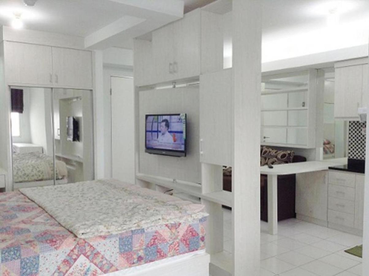 Apartment Gading Nias Residence Jakarta Buitenkant foto